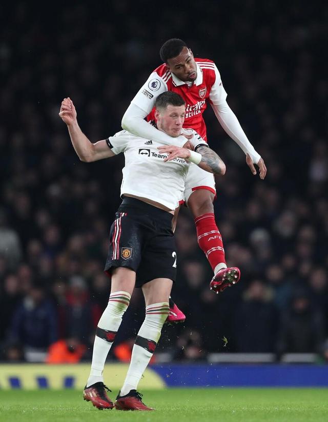 真人-阿森纳战术分析