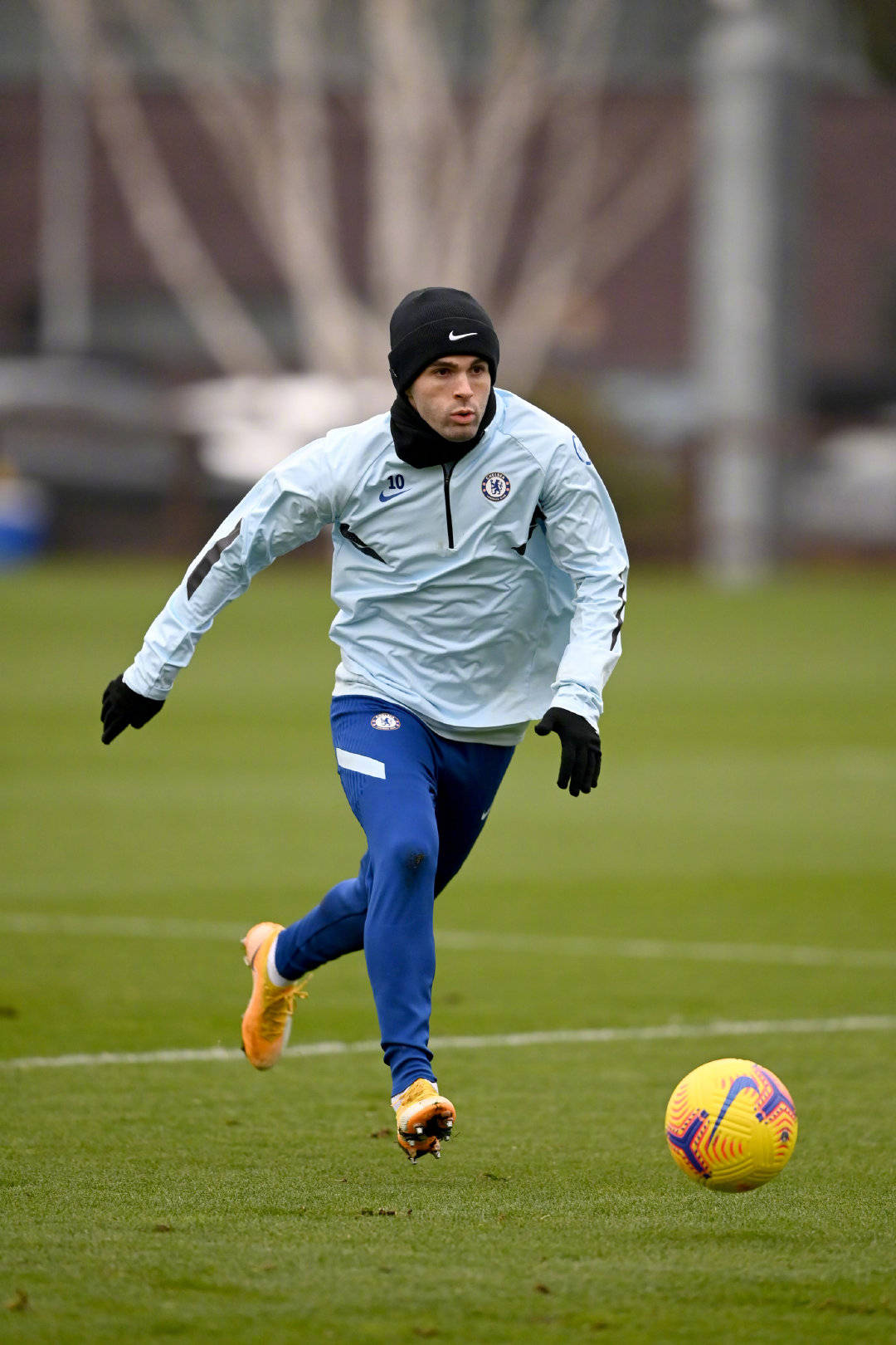 真人-上海久事临场应变备战英超蒂姆连续五场比赛得分超过突破纪录，媒体一致点评：巴特勒关键时刻大胜的简单介绍